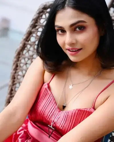 Call Girls Service in Vanthali